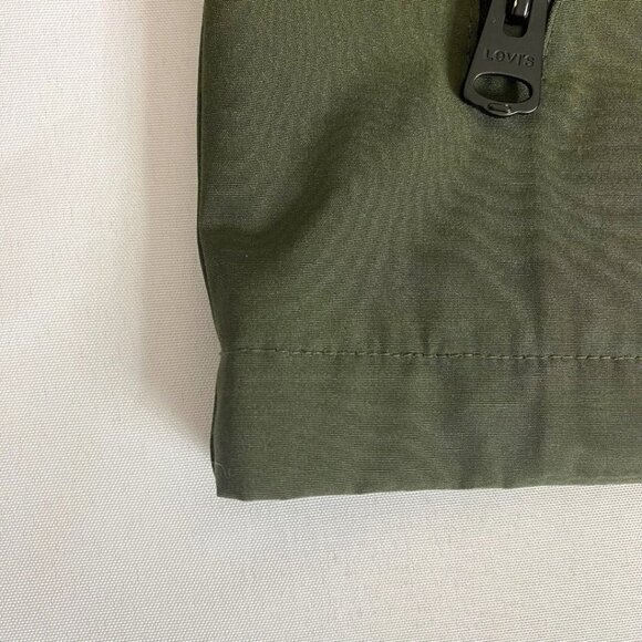 LEVI'S MEN'S OLIVE GREEN WATERPROOF ARCTIC CLOTH RAINCOAT - S - Picture 12 of 13